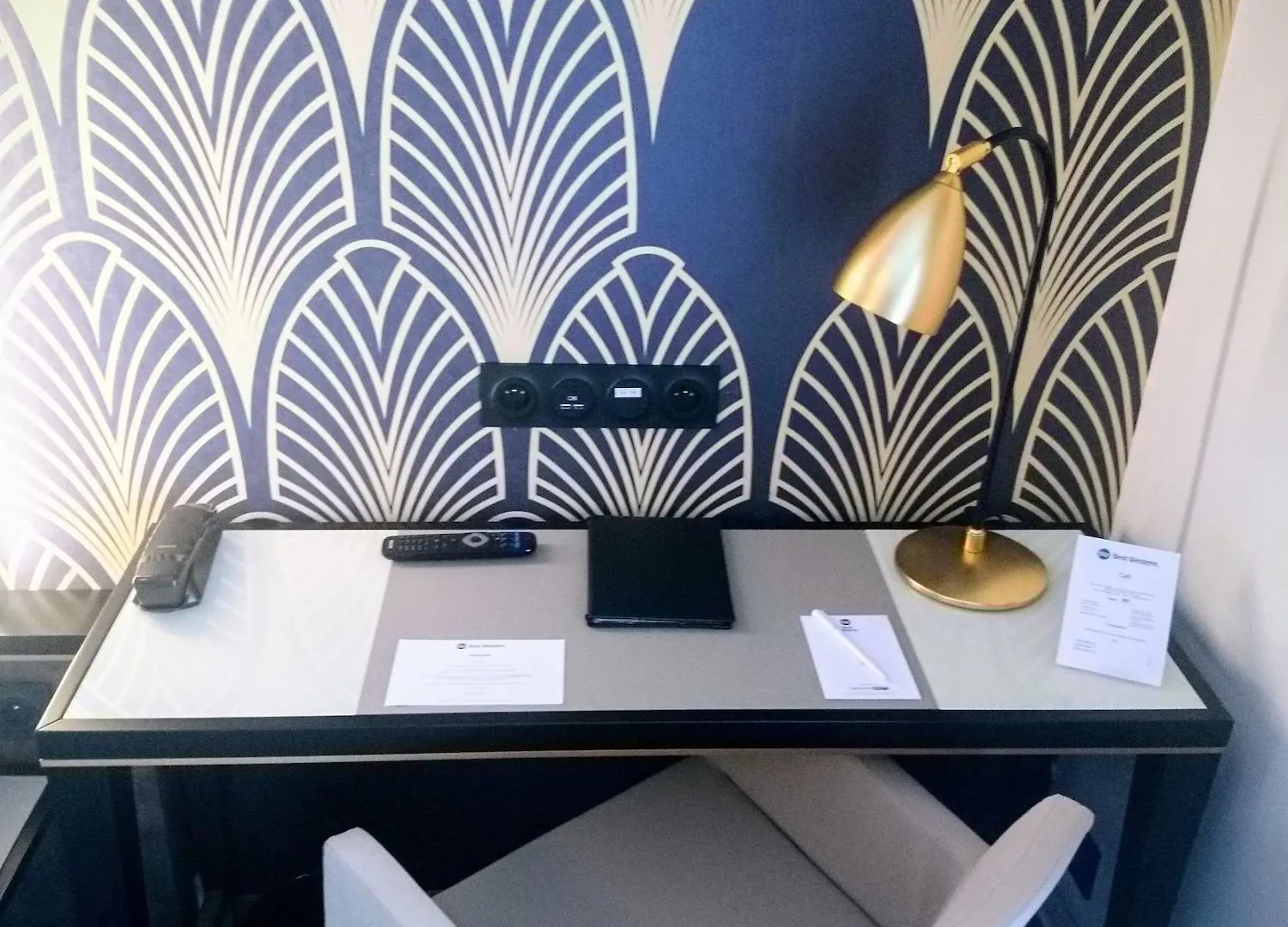 Best Western Hotel Journel Saint-Laurent-Du-Var France